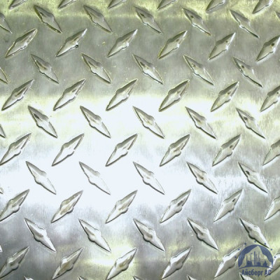 Рифлёный алюминиевый лист "Чечевица" 1,5х1500х3000 мм АМГ2НР купить в Пскове