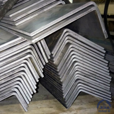 Уголок стальной неравнополочный 100х80х4 мм ст. 3сп/3пс ГОСТ 8510-93 купить в Пскове