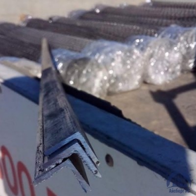Уголок стальной равнополочный 125х125х16 мм 09Г2С ГОСТ 8509-93 купить в Пскове